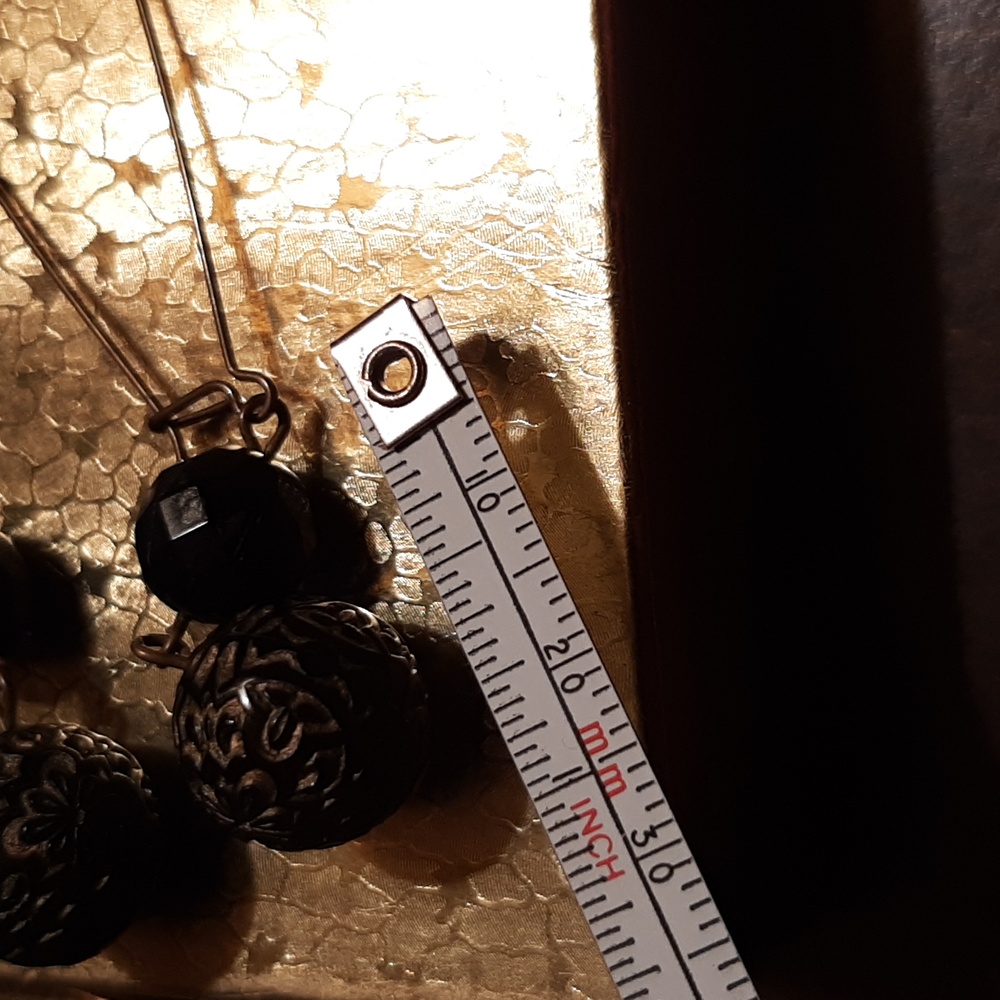 Vintage Drop Black Beaded Earrings - Picture 7 of 8